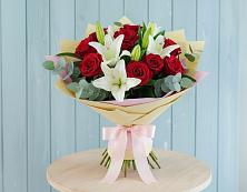 Букет цветов из:  Лилии и Розы в Растуново