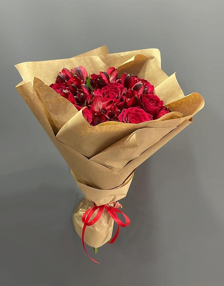 Букет цветов из: Альстромерии и Розы в Растуново