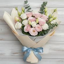 Букет цветов из:  Лизиантусы #REPLACE_PRED# Растуново