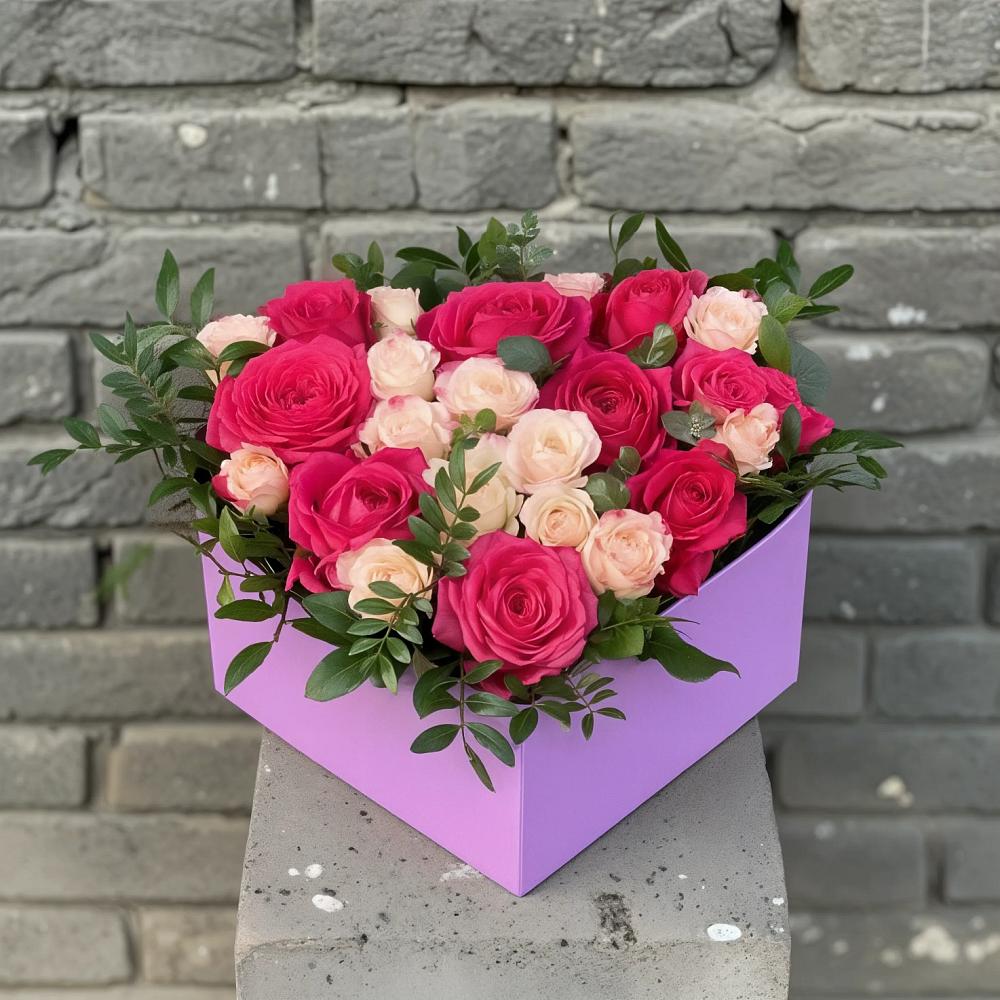 Цветочная композиция из Розы в коробке в Растуново