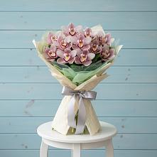 Букет цветов из:  Орхидеи и Розы в Растуново