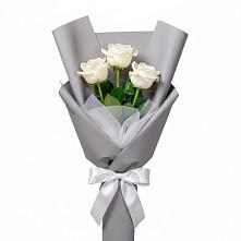Букет 3 белые розы в Растуново