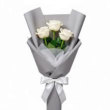 Букет 3 белые розы в Растуново