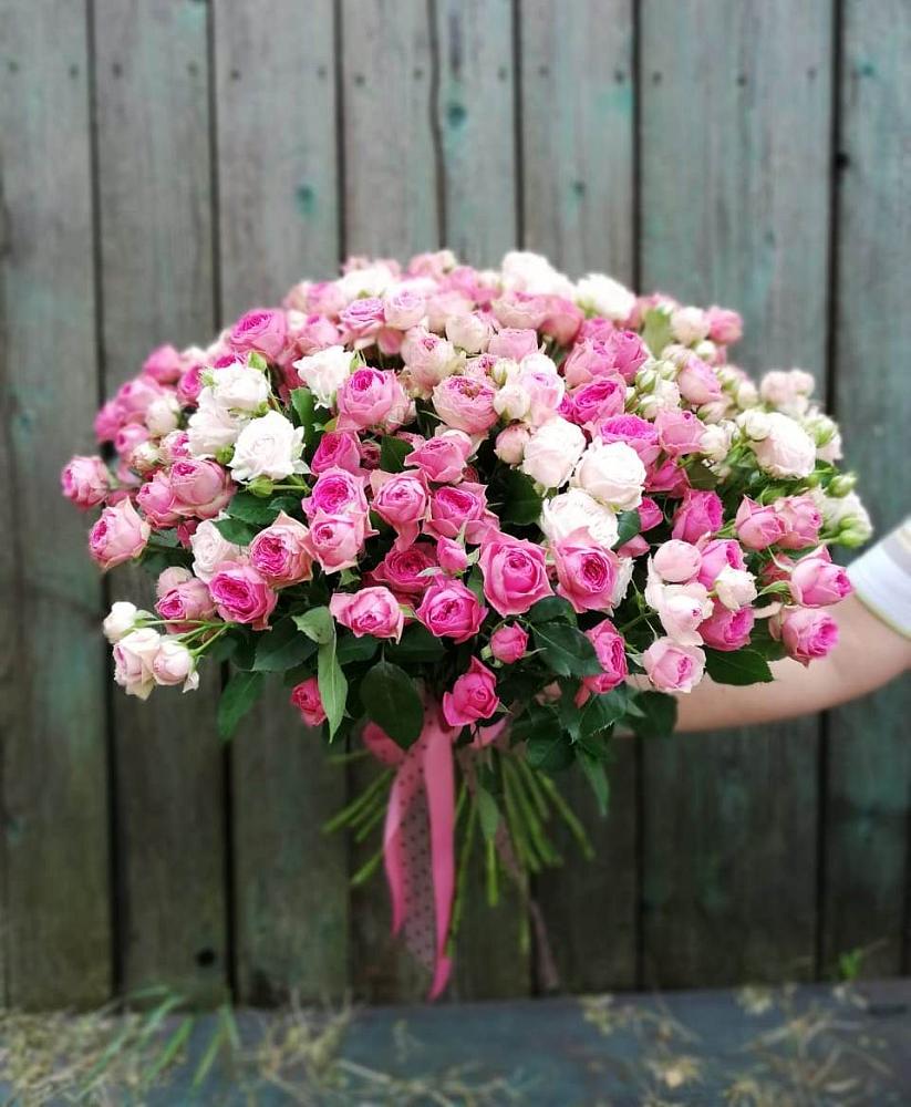 Букет Розовые кустовые розы Натали и Лав Лидия в Растуново