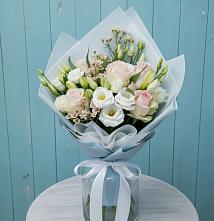 Букет цветов из:  Розы и Лизиантусы в Растуново