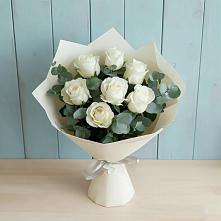 Букет Белые розы в Эвкалипте в Растуново