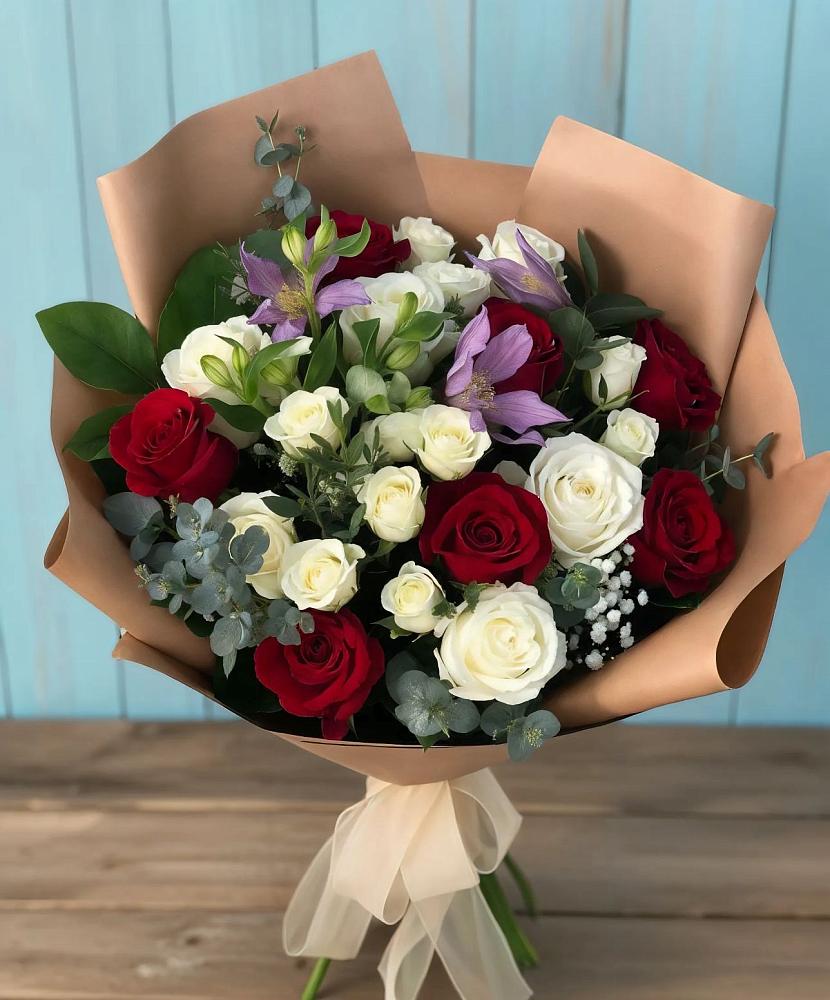 Букет цветов из: Розы и Альстромерии в Растуново