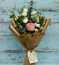Букет цветов из:  Розы и Лизиантусы в Растуново