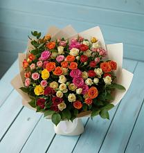 Букет Микс из разноцветных кустовых роз в Растуново